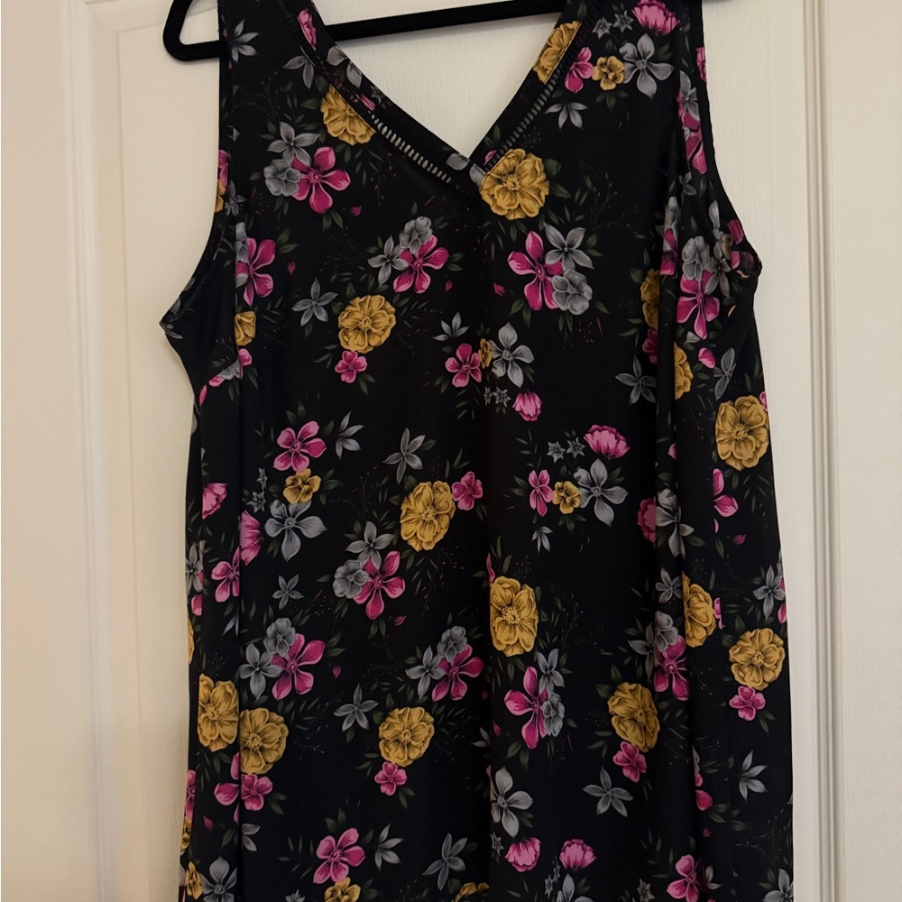 Torrid Black and Pink Sleeveless Tank Top